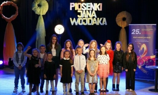 Zdjęcie do 25. Og&oacute;lnopolski Festiwal Dzieci i Młodzieży PIOSENKI JANA WOJDAKA