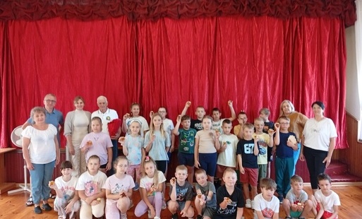 Zdjęcie do Wakacje 2026 z Domem Kultury Filia  Kurzel&oacute;w
